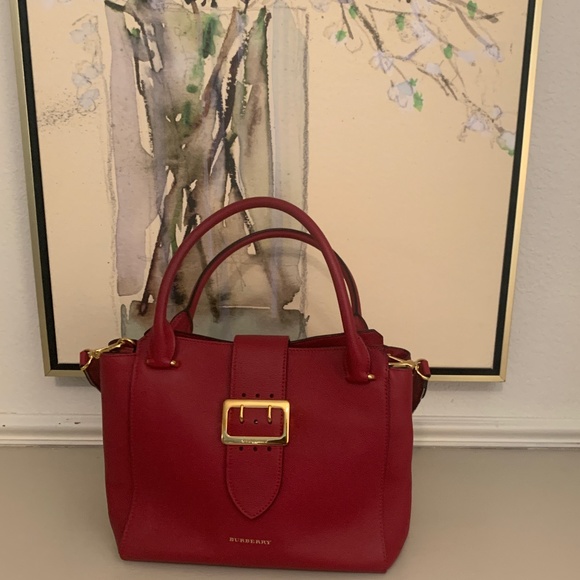 Burberry medium red belt tote - Picture 1 of 5
